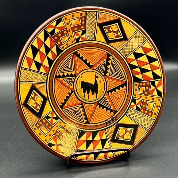 Vintage Handmade Cusco Peru Alpaca Pottery Plate 8.5” Wall Hanging Art Decor - Picture 3 of 8